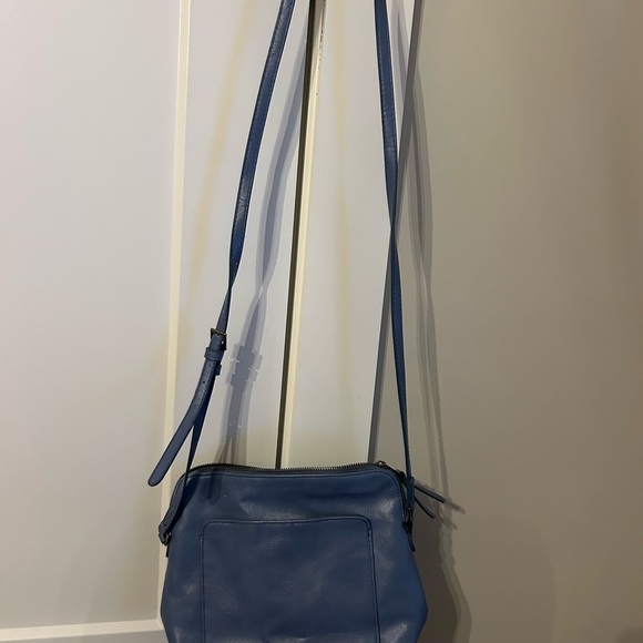 Universal Thread Vibrant Blue Crossbody Bag - Picture 3 of 4